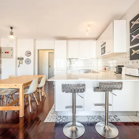 Guestready - Stylish Flat Near Lisbon's Iconic Ave Lägenhet