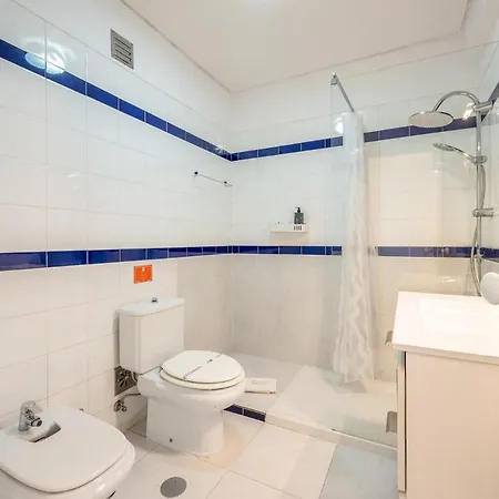 Guestready - Stylish Flat Near Lisbon's Iconic Ave דירה