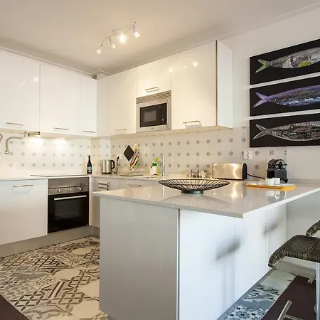 Joivy Superb 1-Bed Apt With Workspace And Terrace, Close To Avenida Da Liberdade *