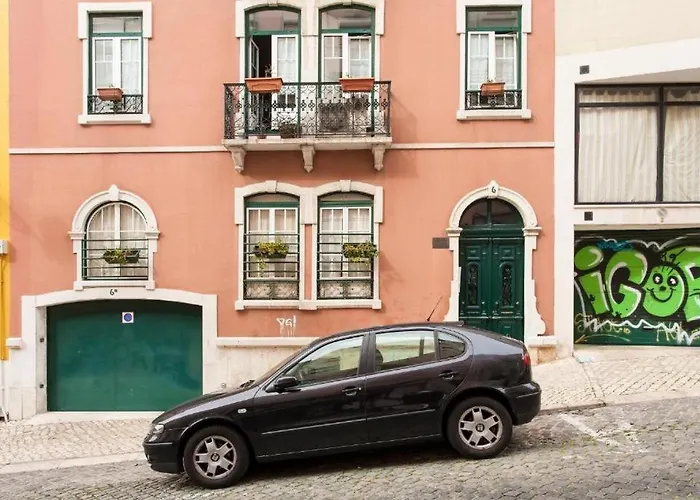 Apartament Guestready - Stylish Flat Near Lisbon's Iconic Ave *