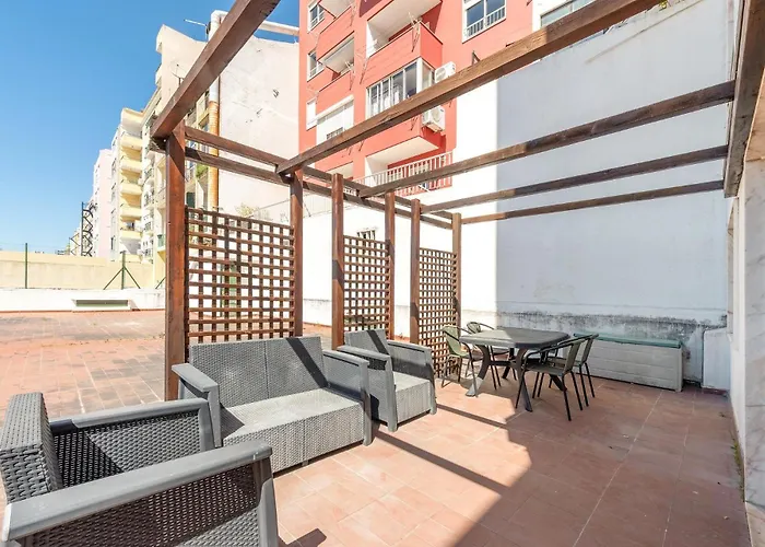 Guestready - Stylish Flat Near Lisbon's Iconic Ave Apartament