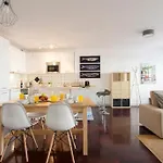 Guestready - Stylish Flat Near Lisbon's Iconic Ave *