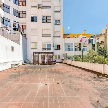 Guestready - Stylish Flat Near Lisbon's Iconic Ave * Lisboa
