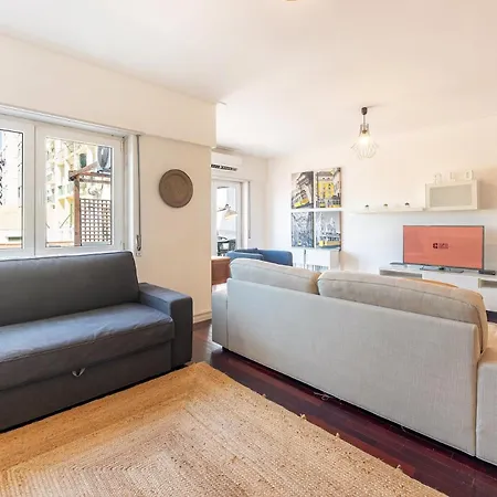 Guestready - Stylish Flat Near Lisbon's Iconic Ave *