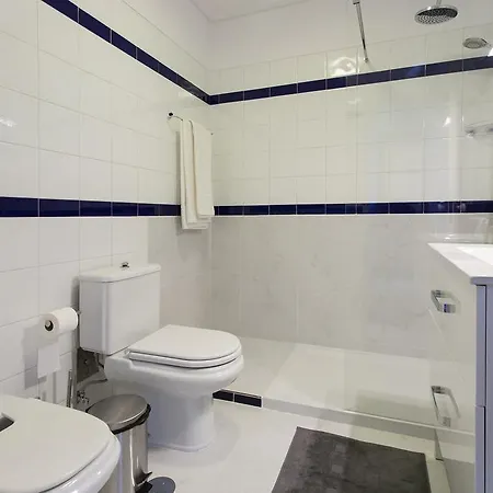 Joivy Superb 1-bed With Workspace And Terrace, Close To Avenida Da Liberdade