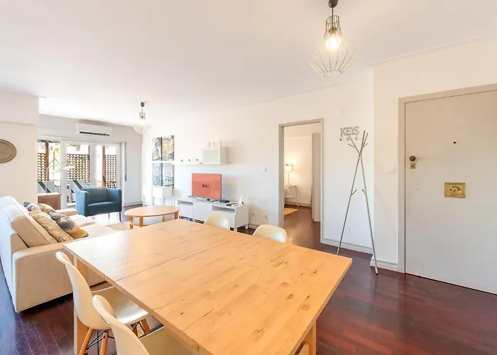 Guestready - Stylish Flat Near Lisbon's Iconic Ave Apartamento *