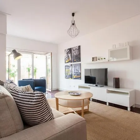 Guestready - Stylish Flat Near Lisbon's Iconic Ave * Lisboa